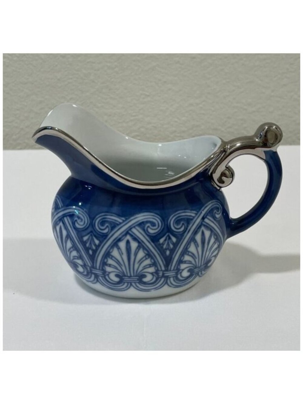 BOMBAY Arabesque Tile Pattern Porcelain/Ceramic Cream Pitcher Royal/White